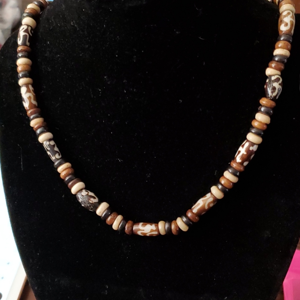 HANDMADE CERAMIC BEADS NECKLACE